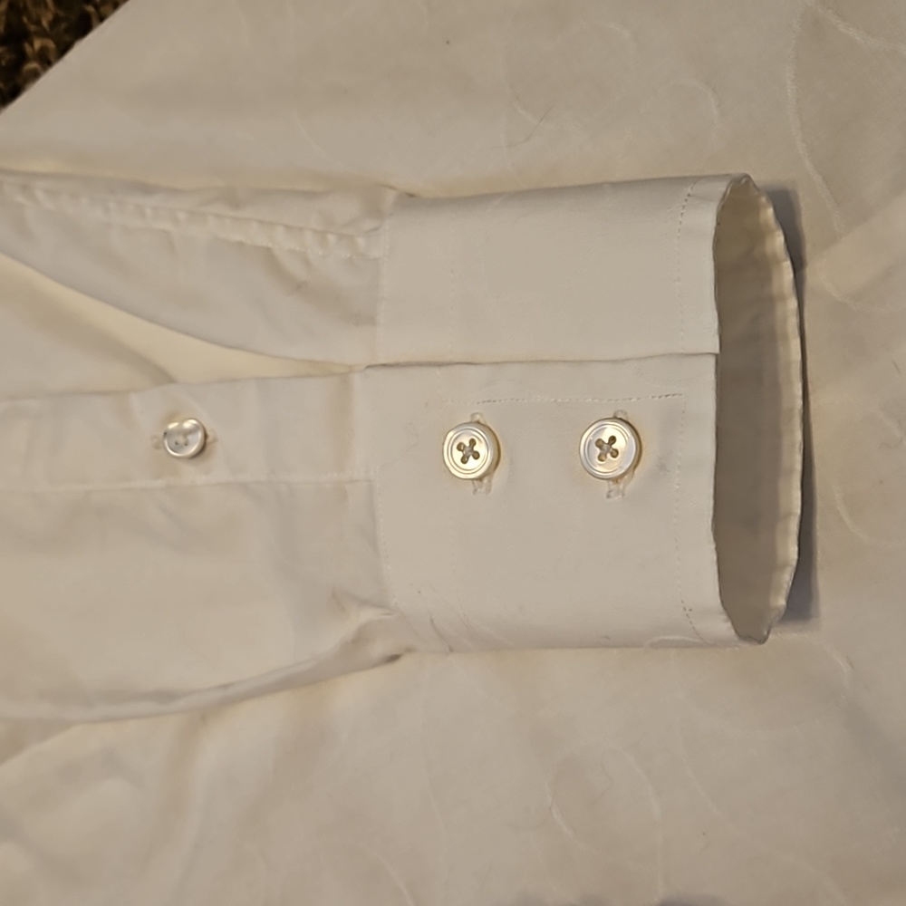 Craig Taylor Button Up - Picture 5 of 7